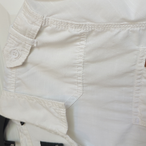 2 Mens Button Up Shirts - Picture 2 of 5